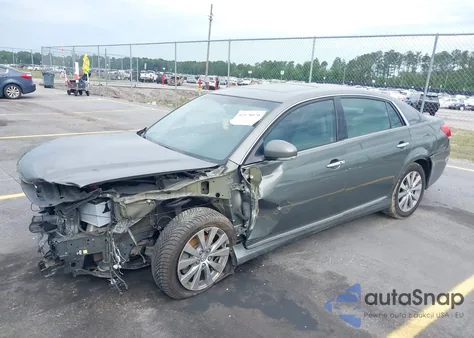 2012 Toyota Avalon Limited z USA, uszkodzony, nr VIN 4T1BK3DB2CU449821